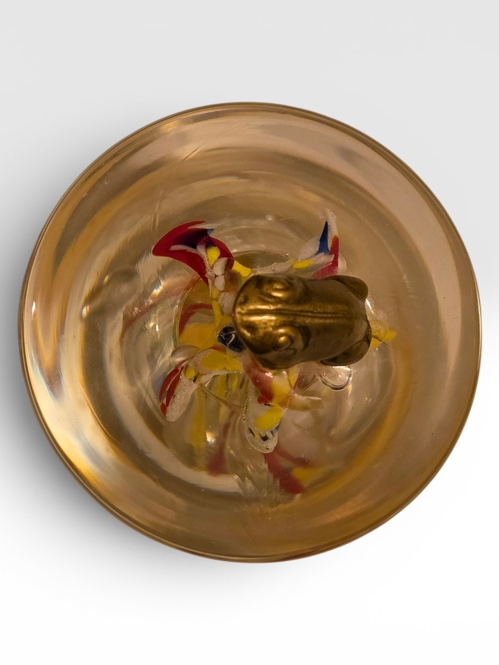 Art Glass Lenwile Ardalt Mushroom Paperweight with Brass Frog - Picture 5 of 6